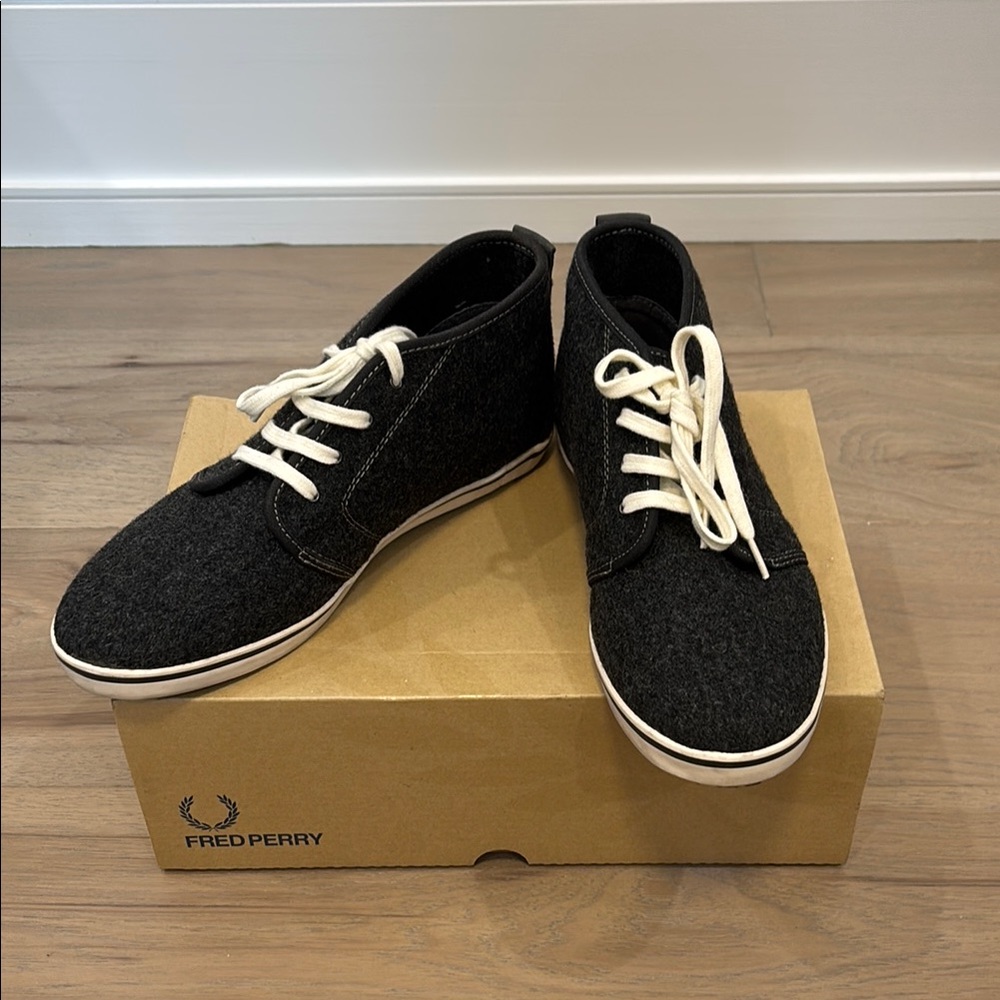 FRED PERRY Koko Mid Wool, Dark Grey, Size 8